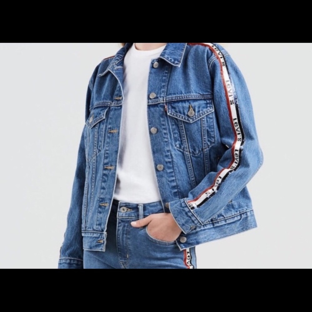 🇺🇸 NWT Levi’s Sequence Patriotic Trucker Jean Jacket
